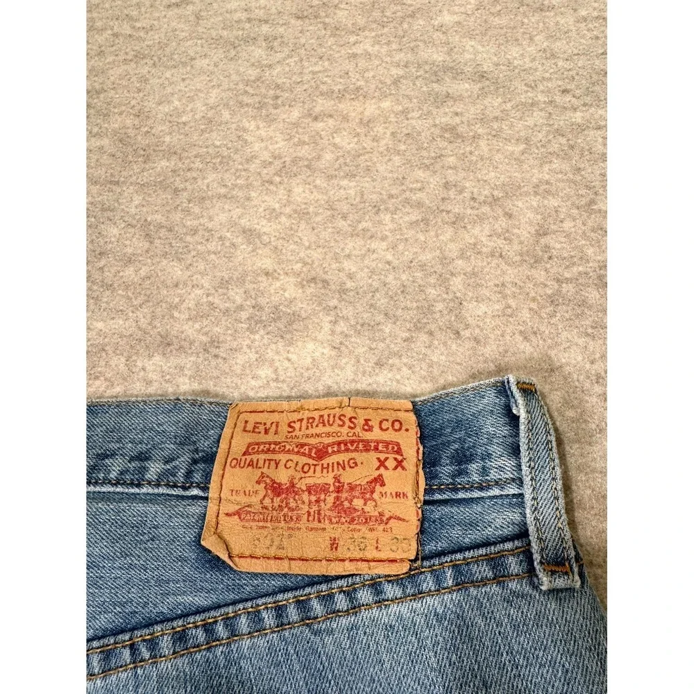 Levis 501 Jeans Mens 36x30 Blue Light Wash Button Fly Straight‎ Leg Distressed
